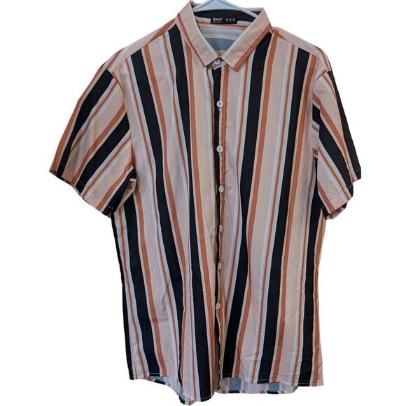 ROMWE Other - ❄️Men's Medium Romwe Button Down Shirt